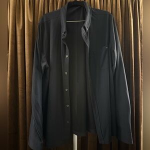 Vuori Men's Blue Button Up